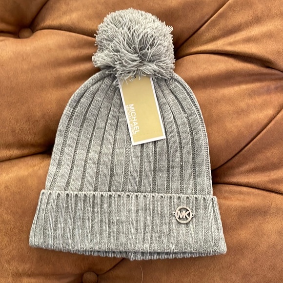 Michael Kors hat - Picture 1 of 3